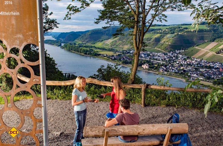Traumpfädchen bietet die besten Spazierwanderungen an Rhein, Mosel und in der Eifel an. Hier Kleiner Stern-Weinsicht am Mittelrhein. (Foto: tourtipp.net/Remet)