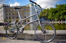 Mit dem Falt-E-Bike Bike+ stellt die österreichische Manufaktur Vello ein hochwertiges Faltrad mit tollem Design vor. (Foto: Vello)