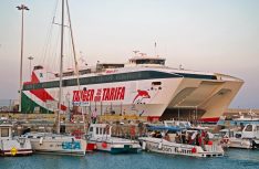 In 35 Minuten über die Straße von Gibraltar fährt die Flensburger Förde Reederei Seetouristik mit dem Schnell-Katamaran Tanger Jet II. (Foto: Seetouristik)