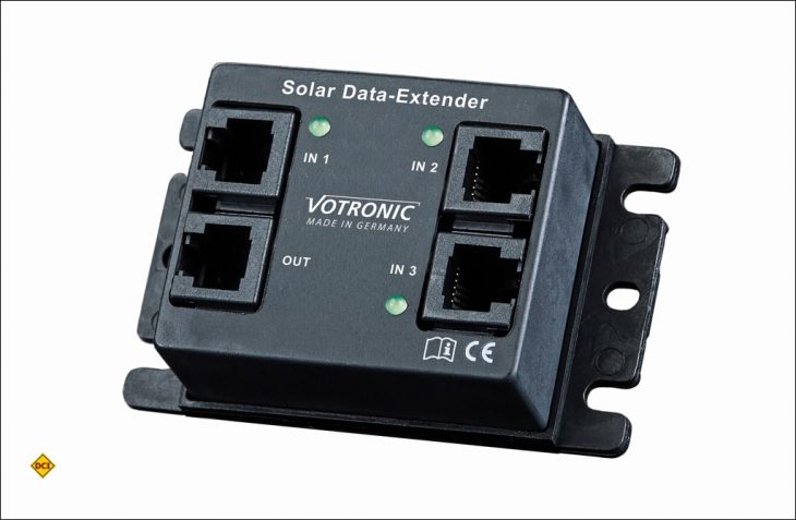 Der Solar Data Extender 3n1 von Votronic addiert vollautomatisch die Leistungsdaten von bis zu drei Votronic-Solarreglern auf und gibt sie in Summe an eine zentrale Solaranzeige. (Foto: Votronic)