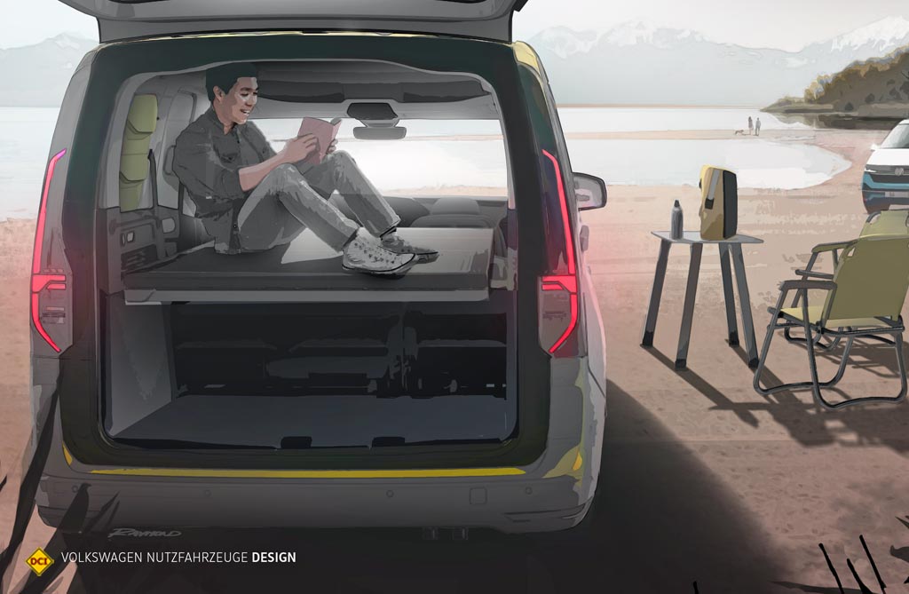 Mit Zubehör wie Heckzelt, Campingtisch und Campingstühle wird der Mini-Camper von VW zum tauglichen Urlaubsgefährt. (Foto: Volkswagen Nutzfahrzeuge) 