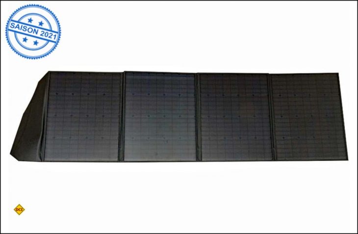 Die vier faltbaren Solarmodule von Revolt bringen 200 Watt Leistung und können schnell und einfach überall aufgestellt werden. (Foto: Pearl)